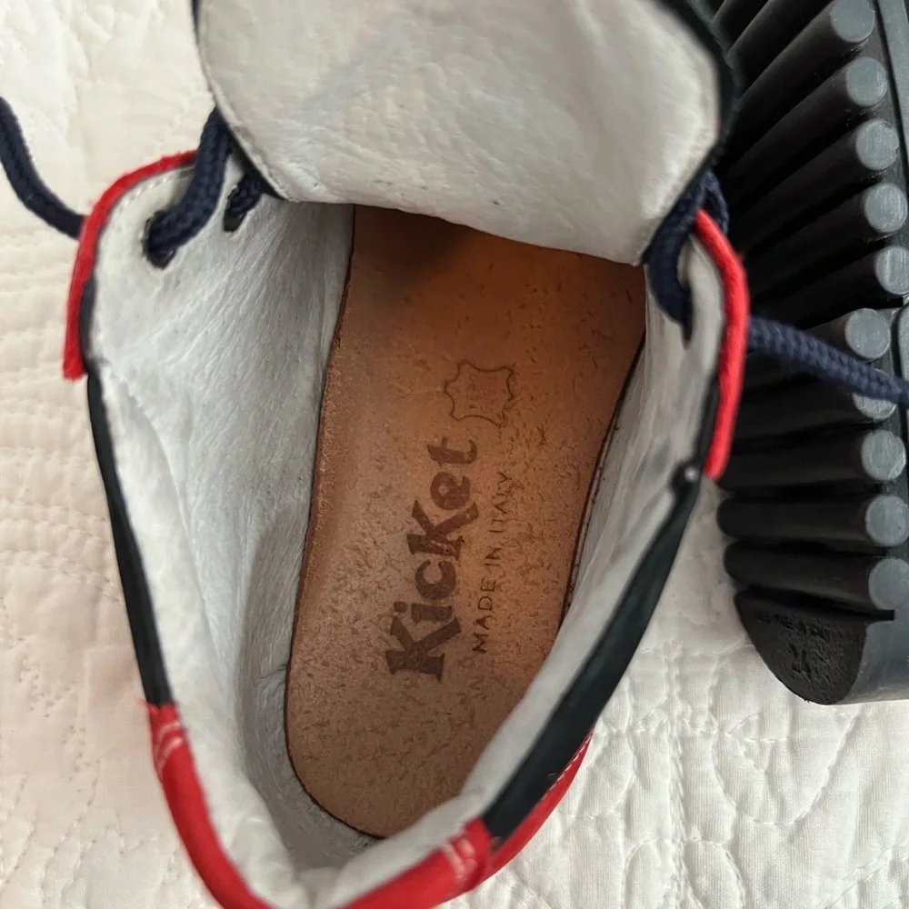 NEVER WORN! Italian Kicket Kids Leather Shoes- Black & Red- Eur size 24 (7.5 US)